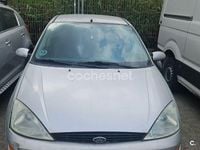 Usado Ford Focus Ambiente 100 CV (73 kW) 2001 Gris / plata Berlina