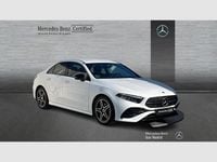 Usado Mercedes A180 AMG line 116 CV (85 kW) 2025 Blanco polar (sólida) Utilitario