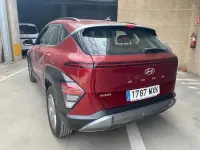 Usado Hyundai Kona 120 CV (88 kW) 2024 Rojo SUV