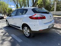 Usado Renault Mégane Dynamique 110 CV (80 kW) 2012 Blanco Berlina