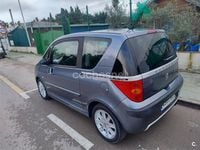 Usado Peugeot 1007 70 CV (51 kW) 2007 Azul Monovolumen