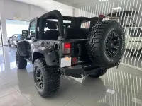 Usado Jeep Wrangler Sahara 200 CV (147 kW) 2017 Negro SUV