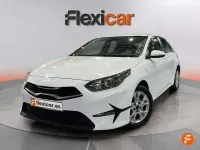 Usado Kia Ceed 136 CV (100 kW) 2023 Blanco Utilitario