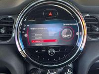 Usado Mini One Cabriolet 102 CV (75 kW) 2021 Gris Descapotable