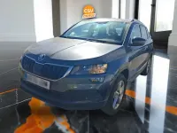 Usado Skoda Karoq Ambition 150 CV (110 kW) 2022 Blanco SUV