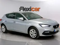 Usado Seat Leon Style 131 CV (96 kW) 2023 Gris Berlina