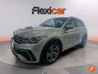 Usado VW Tiguan R-line 150 CV (110 kW) 2021 Gris SUV