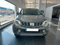 Usado Mitsubishi L200 181 CV (133 kW) 2016 Gris Pickup/Camioneta