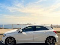 Usado Mercedes A180 AMG line 122 CV (89 kW) 2017 Blanco Berlina