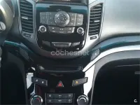 Usado Chevrolet Orlando LTZ 163 CV (119 kW) 2012 Gris / plata Monovolumen