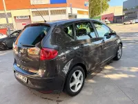 Usado Seat Altea Reference 102 CV (75 kW) 2005 Gris / plata Monovolumen