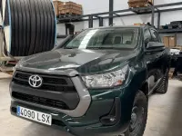 Usado Toyota HiLux 150 HP (110 kW) 2021 Verde Pickup