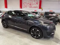 Usado Renault Mégane III Bose Edition 130 CV (95 kW) 2015 Gris / plata Berlina