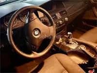 Usado BMW 523 177 CV (130 kW) 2008 Gris / plata Familiar