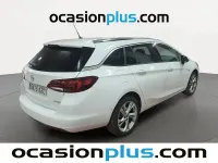 Usado Opel Astra Dynamic 125 CV (91 kW) 2018 Blanco Familiar
