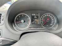 Usado VW Polo Advance 70 CV (51 kW) 2013 Negro Berlina