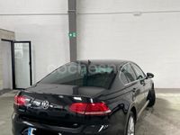 Usado VW Passat Advance 150 CV (110 kW) 2019 Negro Berlina