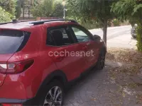 Usado Kia Stonic 100 CV (73 kW) 2020 Rojo SUV