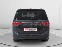 Usado VW Touran Advance 150 CV (110 kW) 2023 Gris / plata Monovolumen