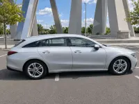 Usado Mercedes CLA180 Shooting Brake 136 CV (100 kW) 2023 Plateado Familiar