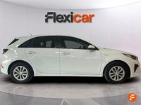 Usado Kia Ceed 115 CV (84 kW) 2019 Blanco Utilitario