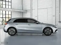Usado Mercedes A250 217 CV (159 kW) 2025 Plateado Berlina