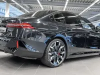 Usado BMW i5 M Sport 442 kW (601 CV) 2024 Negro Berlina