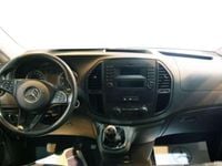 Usado Mercedes Vito 136 CV (100 kW) 2023 Verde Van