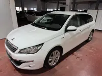 Usado Peugeot 308 SW Style 130 CV (95 kW) 2015 Blanco Familiar