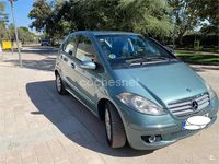 Usado Mercedes A180 Elegance 109 HP (80 kW) 2007 Verde Monovolume