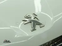 Usado Peugeot 2008 Active 82 CV (60 kW) 2015 Blanco SUV