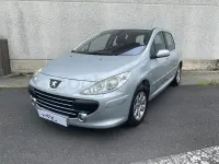 Usado Peugeot 307 90 CV (66 kW) 2007 Gris / plata Berlina