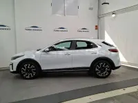 Usado Kia XCeed 100 CV (73 kW) 2025 Blanco SUV