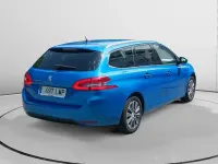 Usado Peugeot 308 Allure 130 CV (95 kW) 2021 Azul Familiar