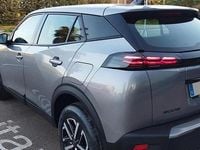 Usado Peugeot 2008 Active 102 CV (75 kW) 2024 Gris artense SUV