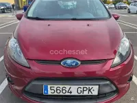 Begagnad Ford Fiesta Trend 82 HK (60 kW) 2009 Röd Sedan