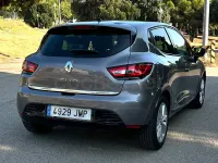 Usado Renault Clio IV LIMITED 75 CV (55 kW) 2016 Gris / plata Berlina