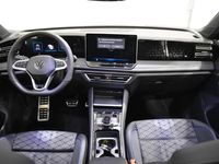 Usado VW Tiguan R-line 272 CV (200 kW) 2025 Gris/plata SUV