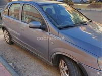 Usado Opel Corsa 70 CV (51 kW) 2005 Gris / plata Berlina