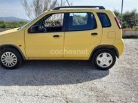 Usado Suzuki Ignis GL 83 CV (61 kW) 2001 Amarillo Utilitario