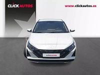 Usado Hyundai i20 84 CV (61 kW) 2025 Blanco Berlina