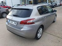 Usado Peugeot 308 Active 100 CV (73 kW) 2016 Gris / plata Berlina