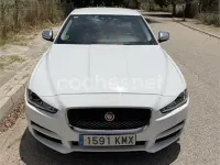 Usado Jaguar XE R-Sport 180 CV (132 kW) 2018 Blanco Berlina