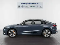 Usado Audi e-tron Sportback S-Line 300 kW (408 CV) 2022 Azul SUV