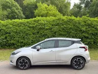 Usado Nissan Micra Acenta 92 CV (67 kW) 2021 Gris / plata Utilitario