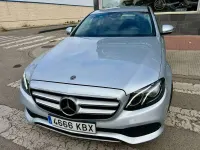Usado Mercedes E220 194 CV (142 kW) 2017 Gris selenita (metalizado) Berlina