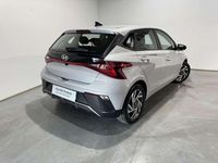 Begagnad Hyundai i20 84 HK (61 kW) 2024 Grå Halvkombi
