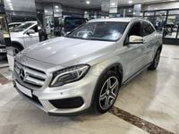 Usado Mercedes GLA220 AMG line 177 CV (130 kW) 2016 Gris / plata SUV
