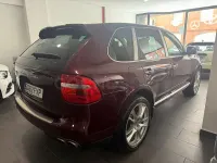 Usado Porsche Cayenne Turbo 500 CV (367 kW) 2007 Granate SUV