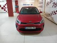 Usado Kia Rio 84 CV (61 kW) 2021 Rojo